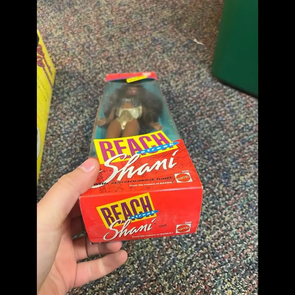 SHANI Beach‎ Streak Shani Series Doll Sun Streaked Hair 1992 MATTEL #3428